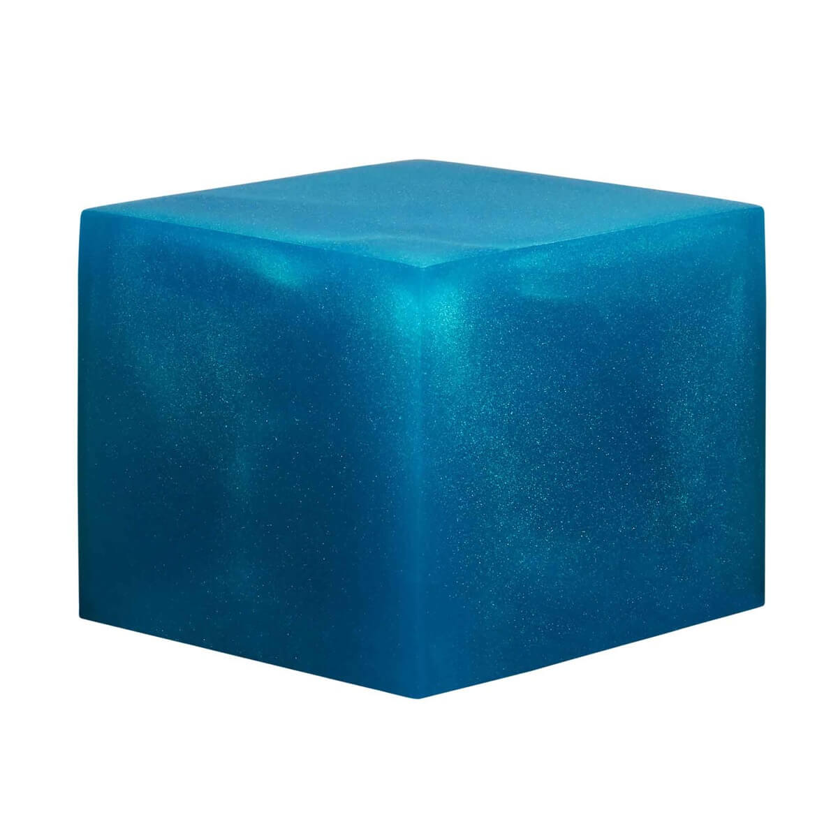 A resin cube made with the Hypnotic Peacock Mica Powder Pigment by Pigmently.