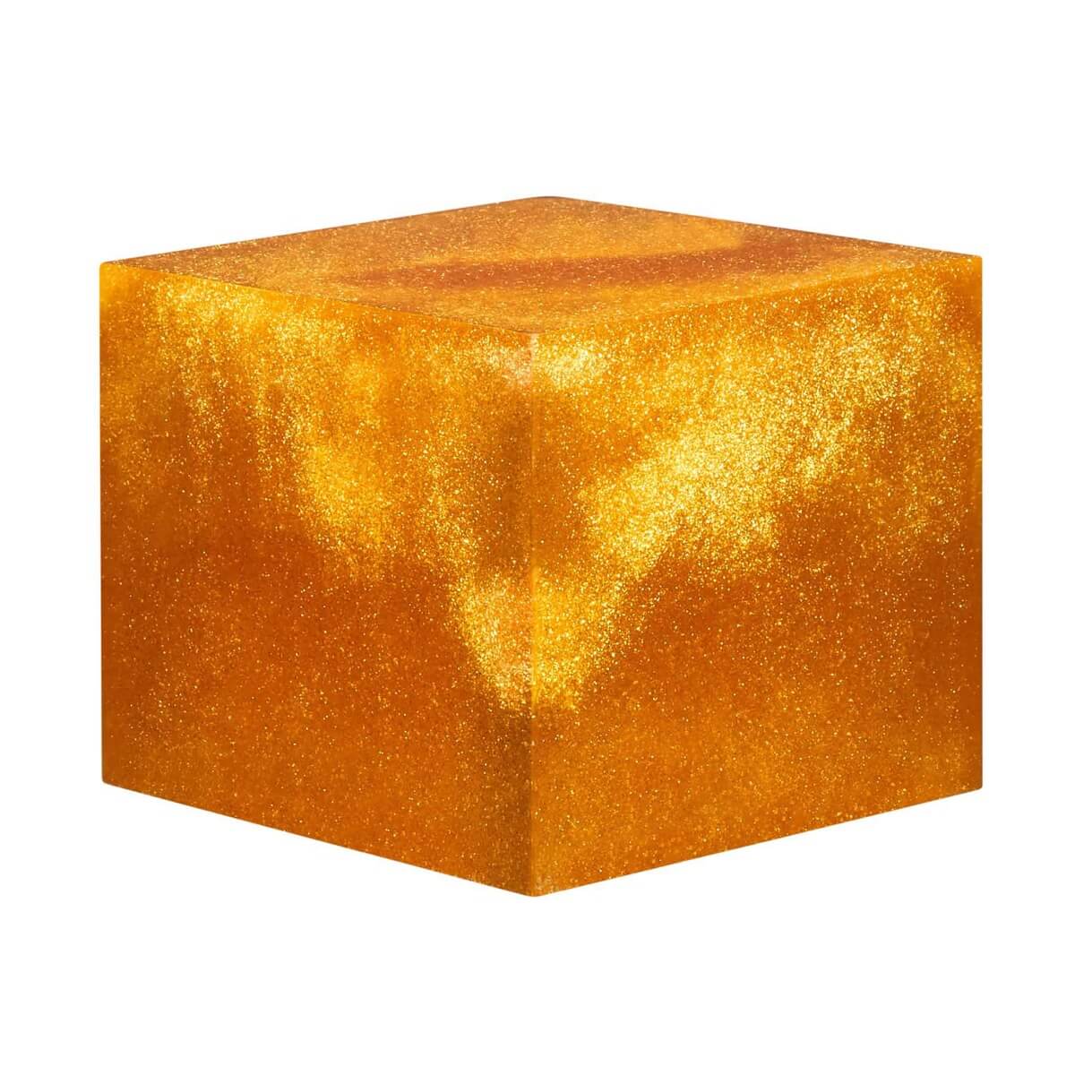 A resin cube made with the Vegas Dust Mica Powder Pigment by Pigmently.